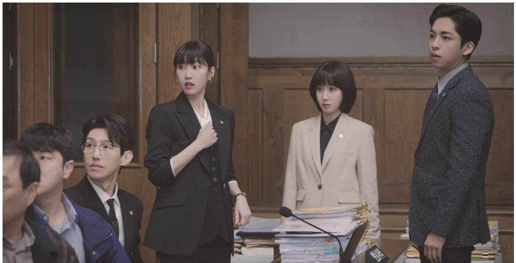 BỊ ĐƠN VẮNG MẶT TẠI PHIÊN TÒA